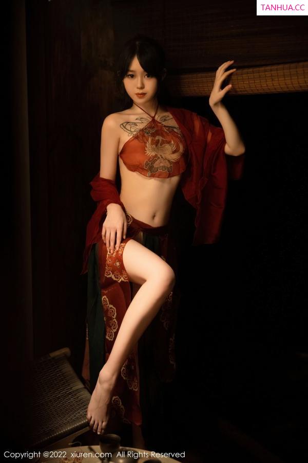 小奶瓶呜呜  [XiuRen]高清写真图 2022.08.25 No.5527 奶瓶第28张图片